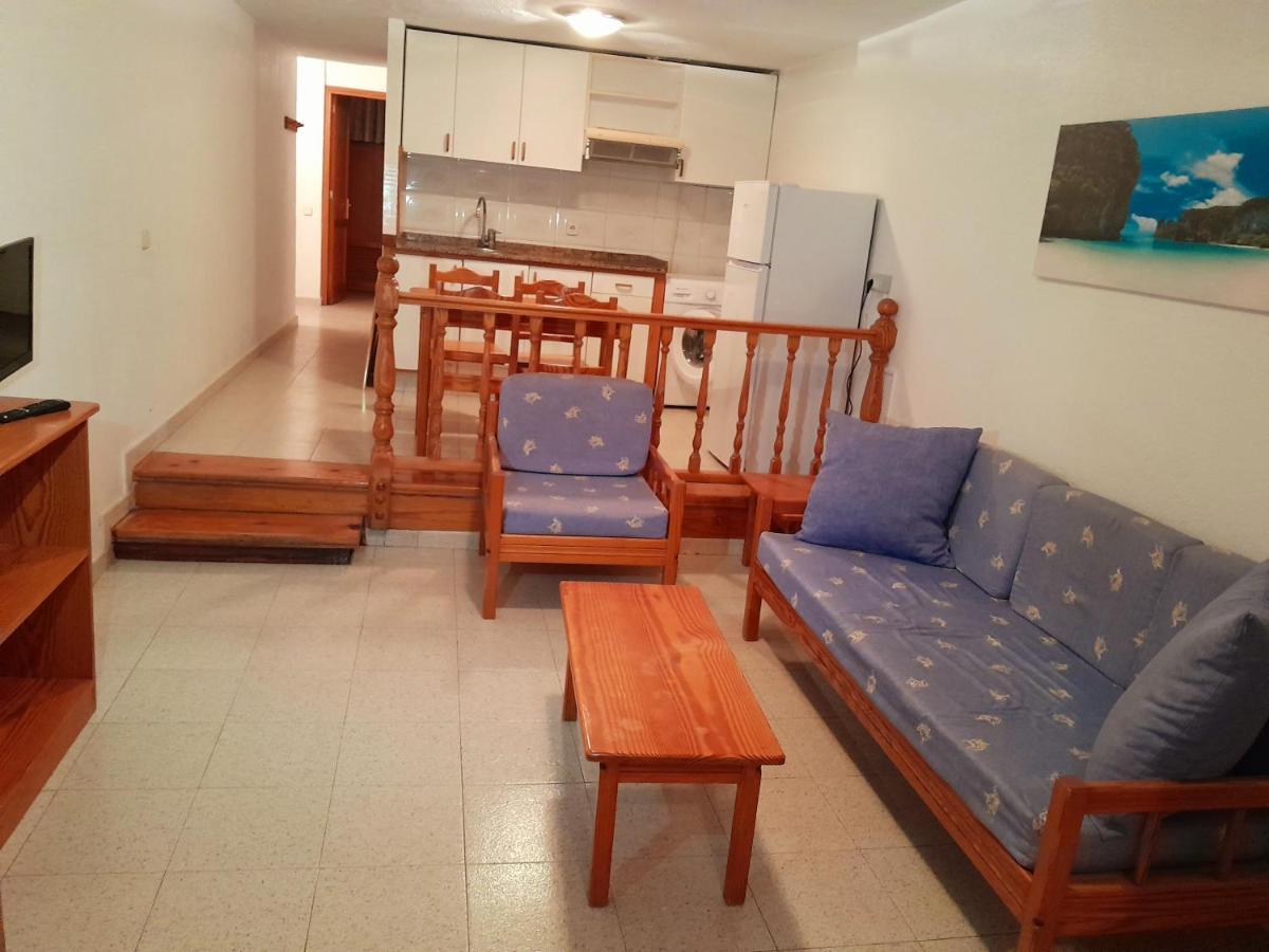 Apartamentos Tamaran San Bartolomé Εξωτερικό φωτογραφία